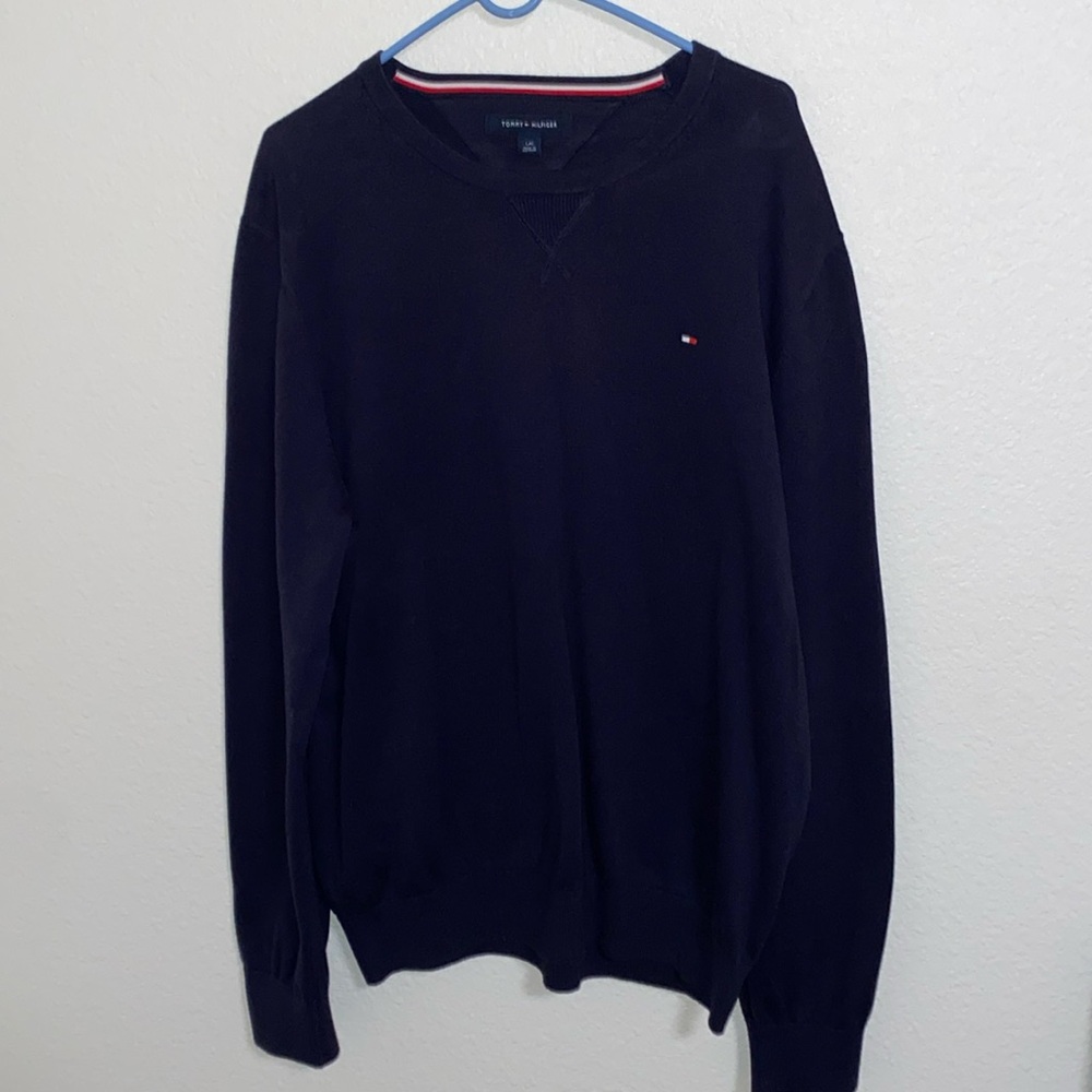 Tommy Hilfiger men’s crewneck sweater
